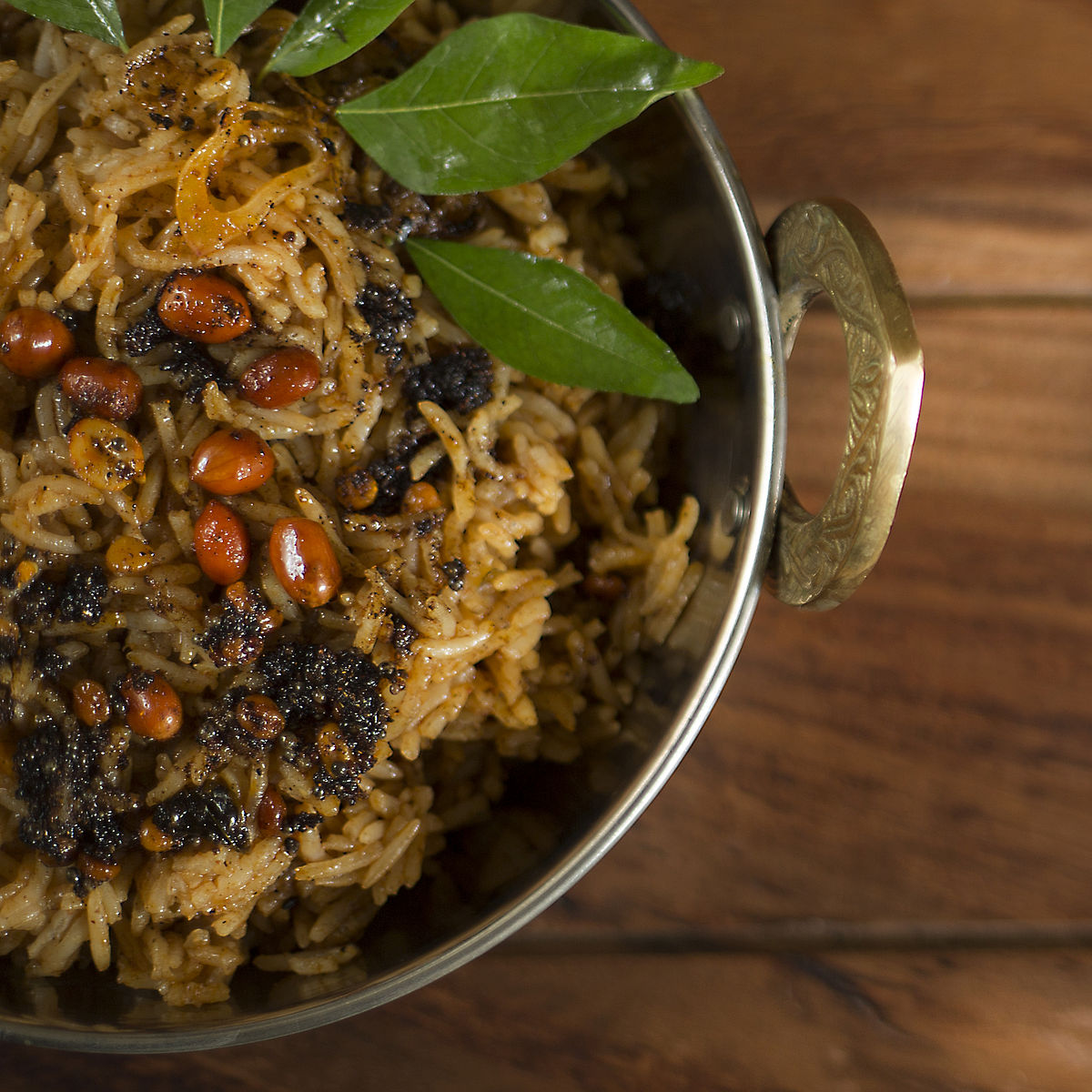 Tangy Puliyogare